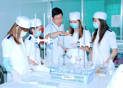 Chuẩn hóa đào tạo Dược sĩ