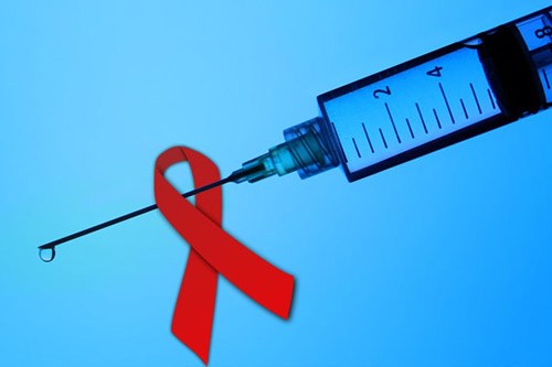 HIV trong kiêm tiêm sống được bao lâu?