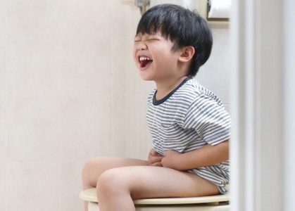 Tiêu chảy cấp dễ khiến trẻ mất nước, suy dinh dưỡng nếu không được xử lý kịp thời